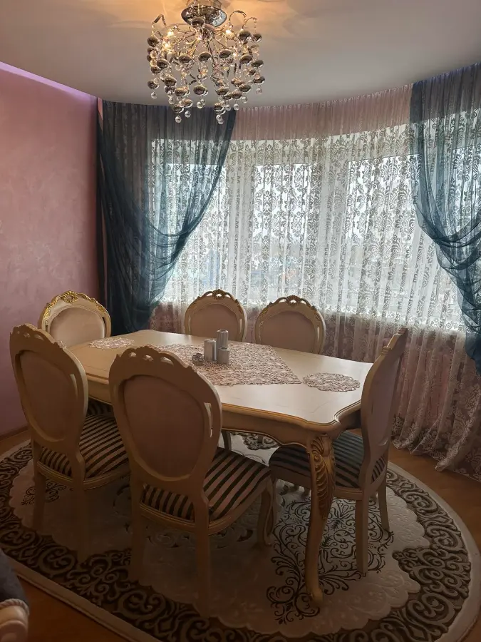4-х комнатная КВАРТИРА в ЦЕНТРЕ города с ДИЗАЙНЕРСКИМ РЕМОНТОМ — фото 2