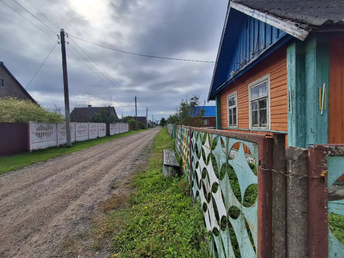 Дом в лесной д.Нивное,Налибок. пуща,выход на озеро с участка,83 км от МКАД,рядом вся инфра,вода,газ — фото 5