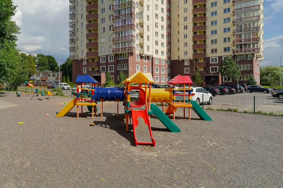 Просторная, светлая 1-комнатная квартира в 8 минутах пешком от метро «Грушевка» — фото 32