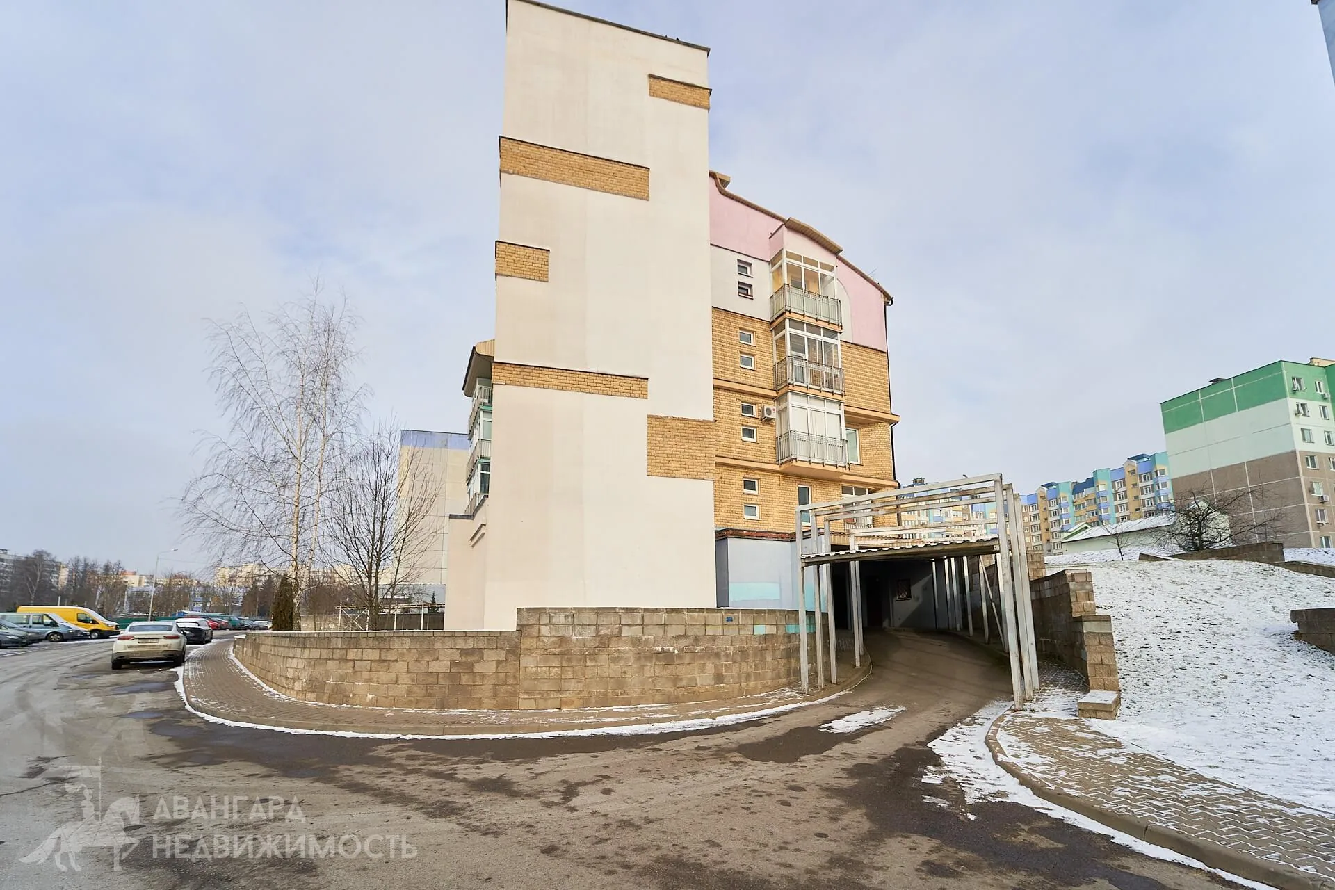  Недвижимость